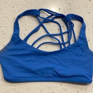 Lululemon Free to Be - Wild sports bra